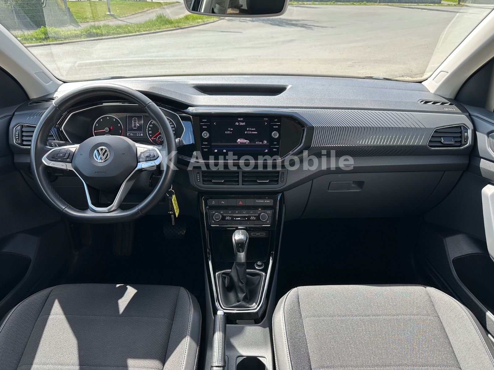 Fahrzeugabbildung Volkswagen T-Cross 1.0 TSI Style Highline DSG/LED/ACC/PDC