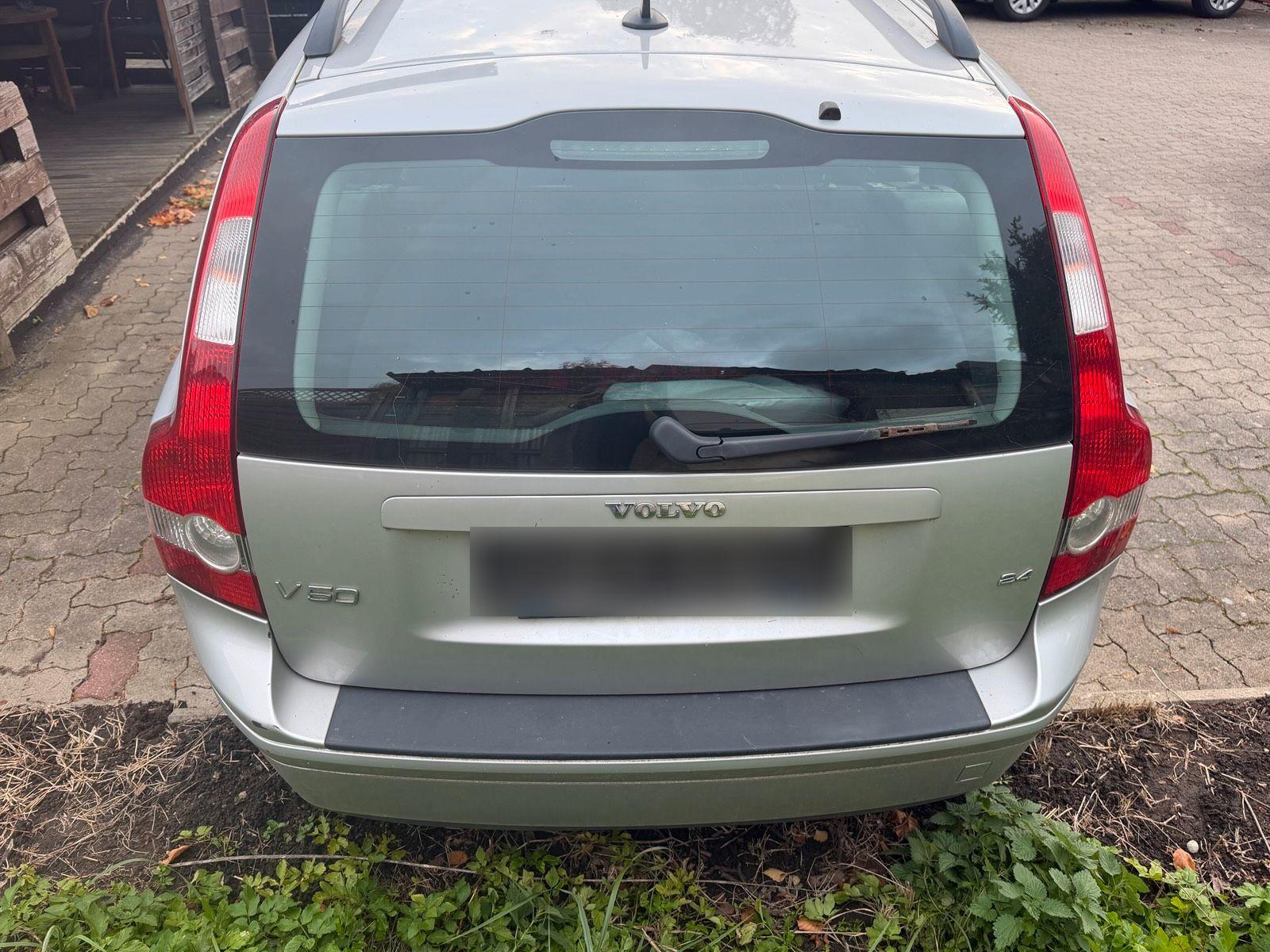 Volvo V50 2004 — photo 5