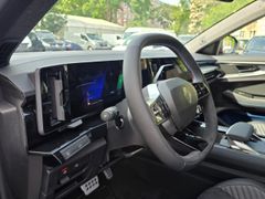 Fahrzeugabbildung Rafale 200 E-Tech Full Hybrid Esprit Alpine 1.2