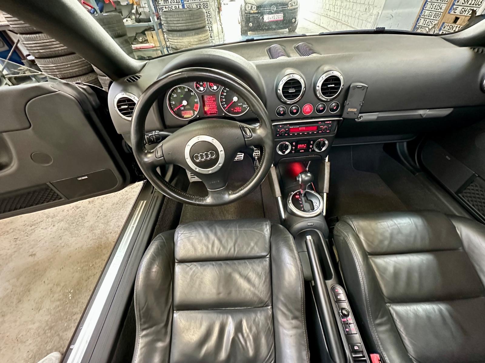 Audi TT Coupe/Roadster 1.8 T Roadster * Vollleder*