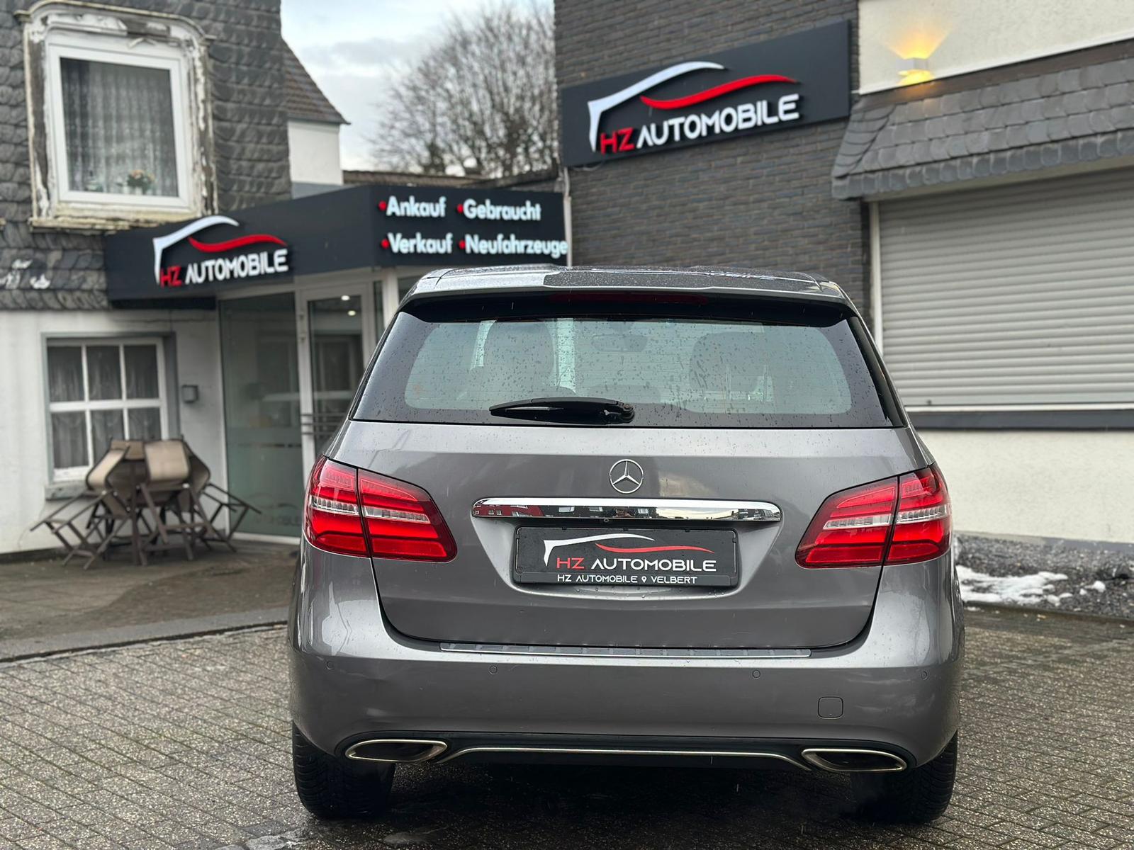 Mercedes-Benz B 180 *AUTOMATIK*KAMERA*NAVI*TEMP*LED*SHZ*LMF