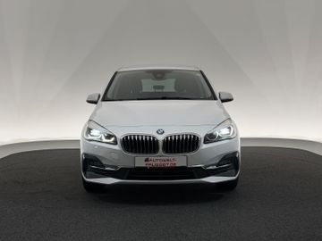 BMW 218 - 2