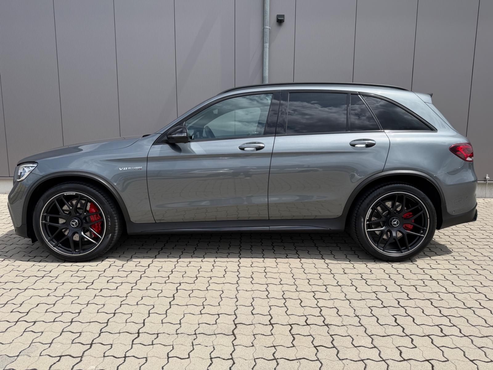 Mercedes-Benz GLC 63 AMG !Panorama, AHK, 21", Head-up!
