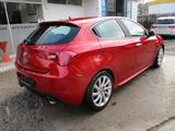 Alfa Romeo Giulietta Turismo - Alfa Romeo Giulietta Turismo mit Benzin-Antrieb