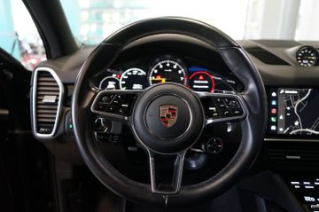 Porsche Cayenne - 11