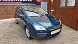 Ford Focus 1.6 SHZ, Klima, Dachreling, Nichtraucher - Ford Focus aus 2006: 1.6