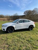 BMW X6 xDrive50i - - BMW X6: 50i