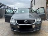 Volkswagen VW Touran behindertengerecht Umbau,TÜV neu... - gebrauchte VW Touran aus dem Jahr 2007