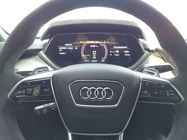 Fahrzeugabbildung Audi RS e-tron GT quattro *HuD*Navi*Sport*