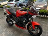Triumph Street Triple R - Triumph Street Triple S