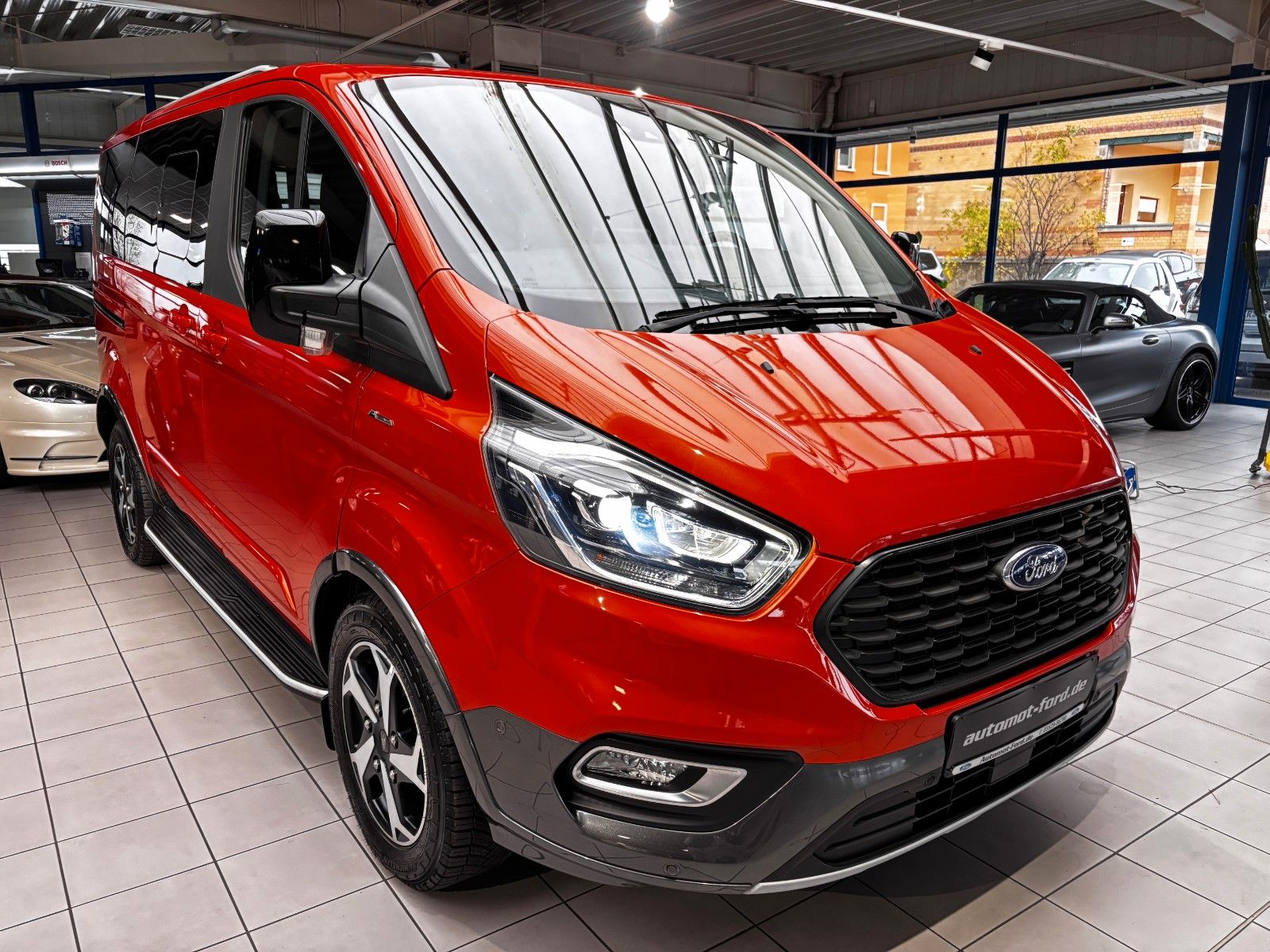 Ford Tourneo Custom 320 L1 Active*Bi-Xenon*Navi*ACC
