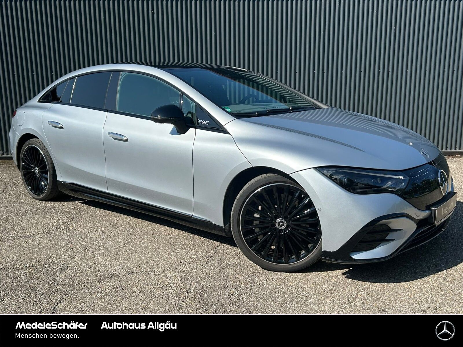 Mercedes-Benz EQE 300 AMG Night 21" D-Light AIRMATIC PanoSD foto 3