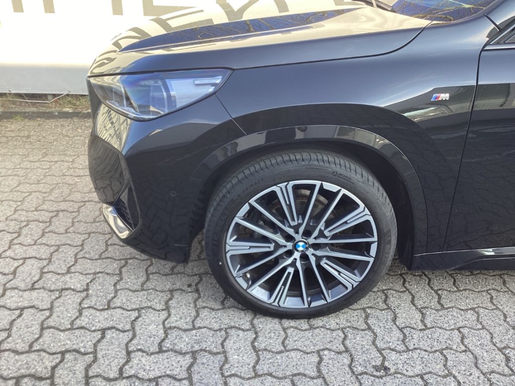 BMW X1 sD 20dA M-Sport AHK 20'' adLED HUD DA PA Hi foto 3