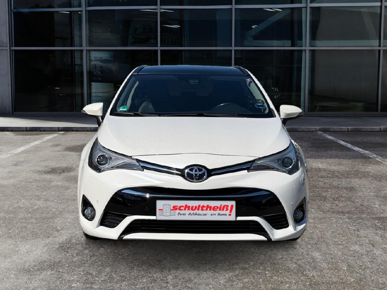 Fahrzeugabbildung Toyota Avensis Touring Sports Business Edition