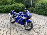Yamaha YZF R6 - YAMAHA 1999 YZF R6