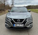 Nissan Qashqai 1.3 DIG-T N-Connecta Pano 360CAM - Nissan Qashqai mit Benzin-Antrieb: Limousine