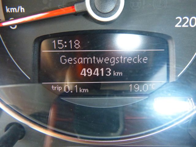 Fahrzeugabbildung Volkswagen up! 1,0 >1Halter/Kamera/Einparkhilfe<