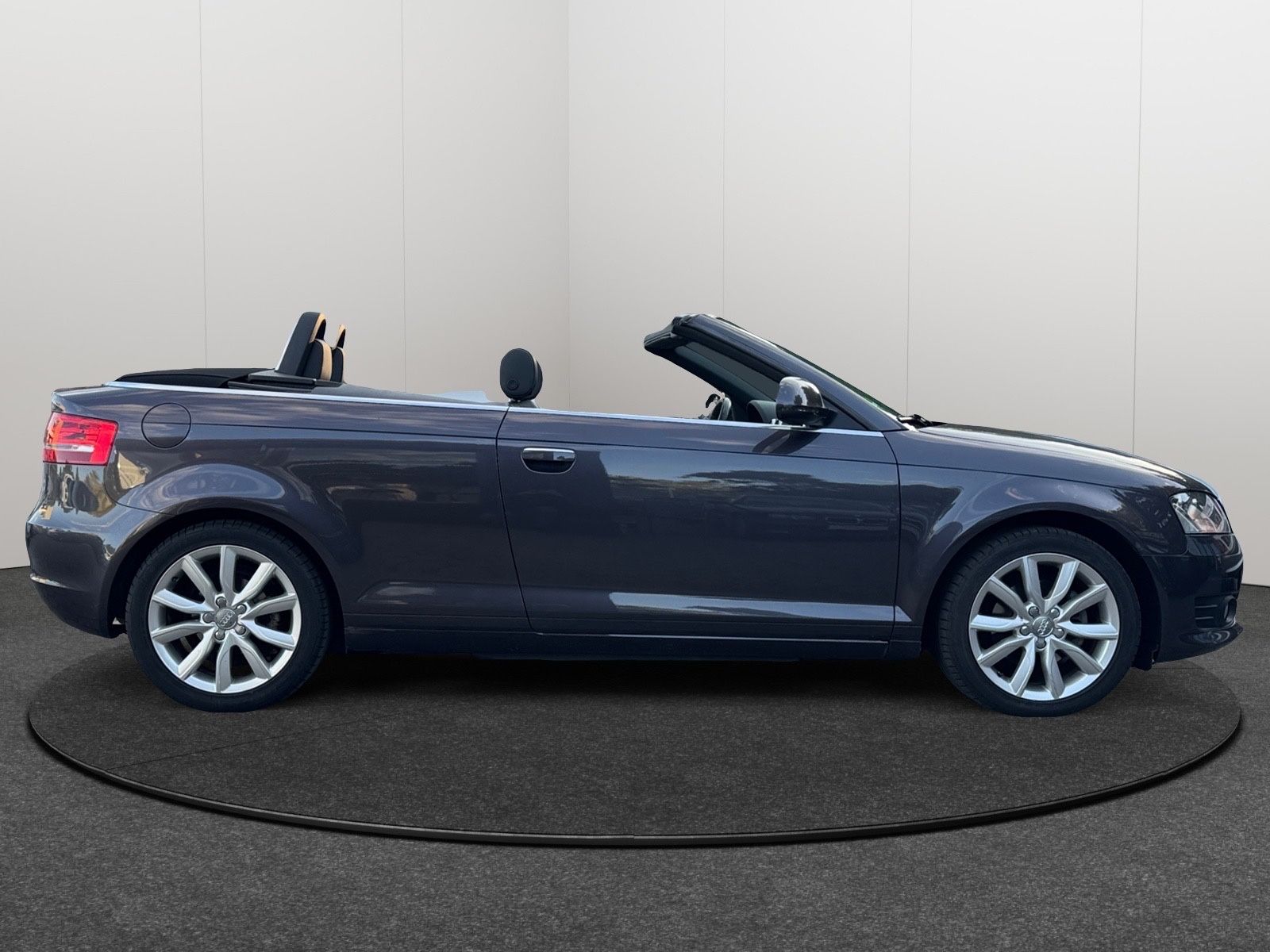 Fahrzeugabbildung Audi A3 Cabriolet Attraction*Alcantara*8Fach*PDC*SZH