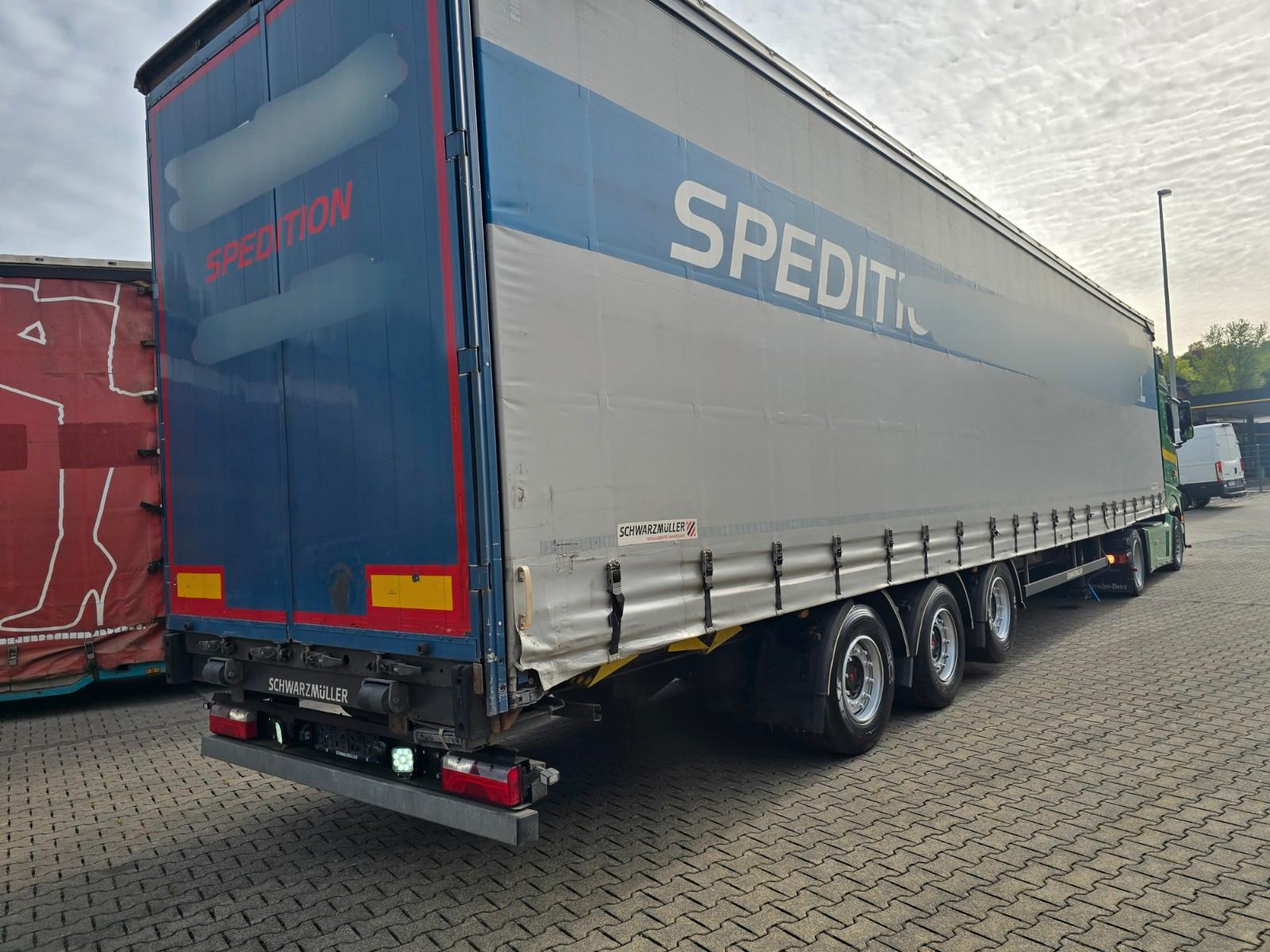 Schwarzmüller W-Serie/MEGA/SAF/Coilmulde/Lift+Lenkachs/TÜV NEU