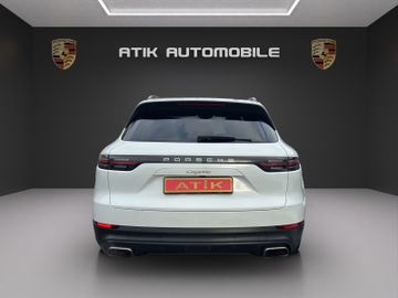 Porsche Cayenne - 8