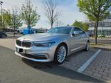 BMW Plug-In-Hybrid 530e iPerformance Luxury Line - BMW 530 mit Hybrid-Antrieb: Schiebedach