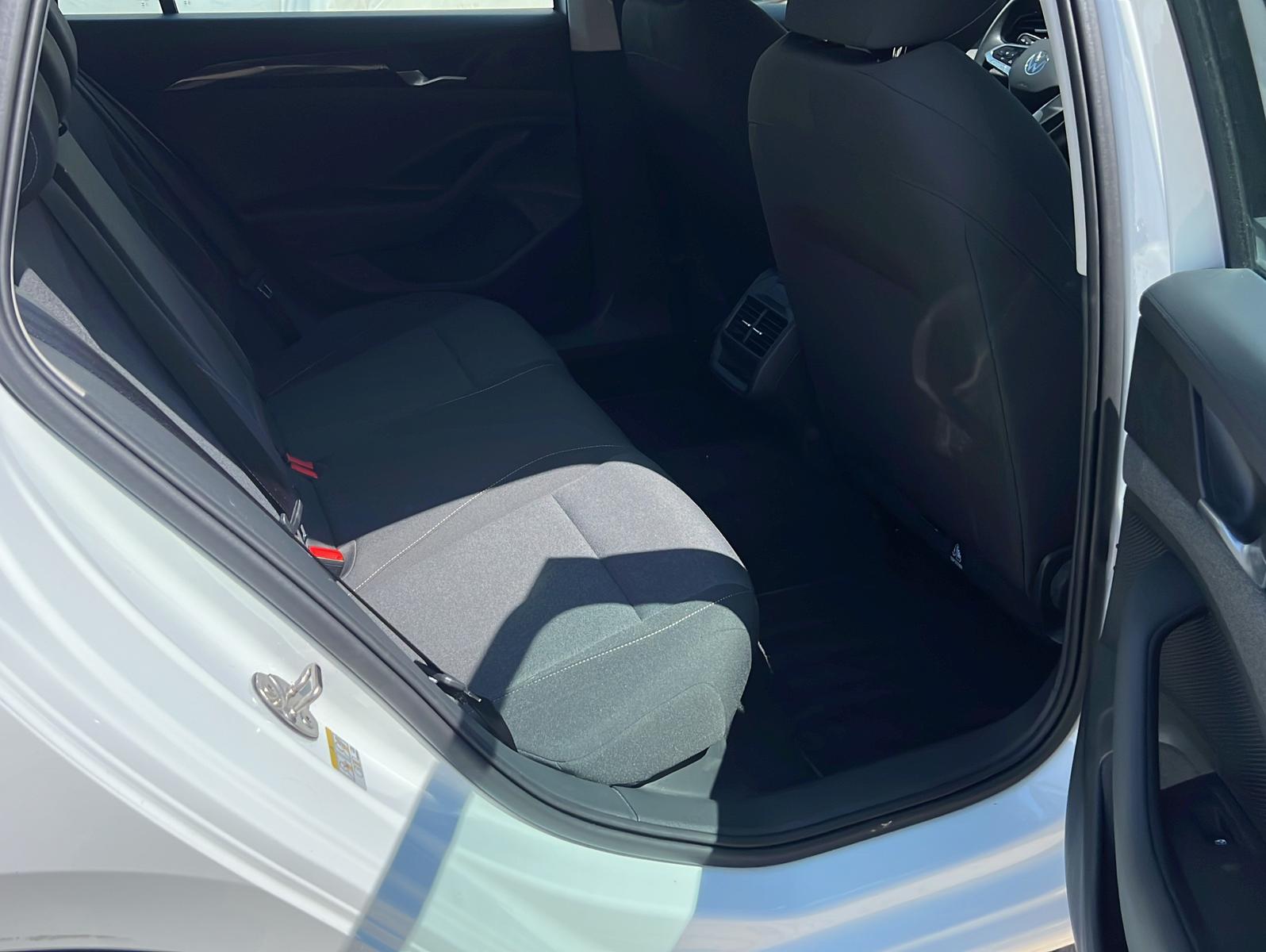 Volkswagen Passat 1.5 eTSI mHEV DSG*KeyGo*LED*ACC*, миниатюра 14