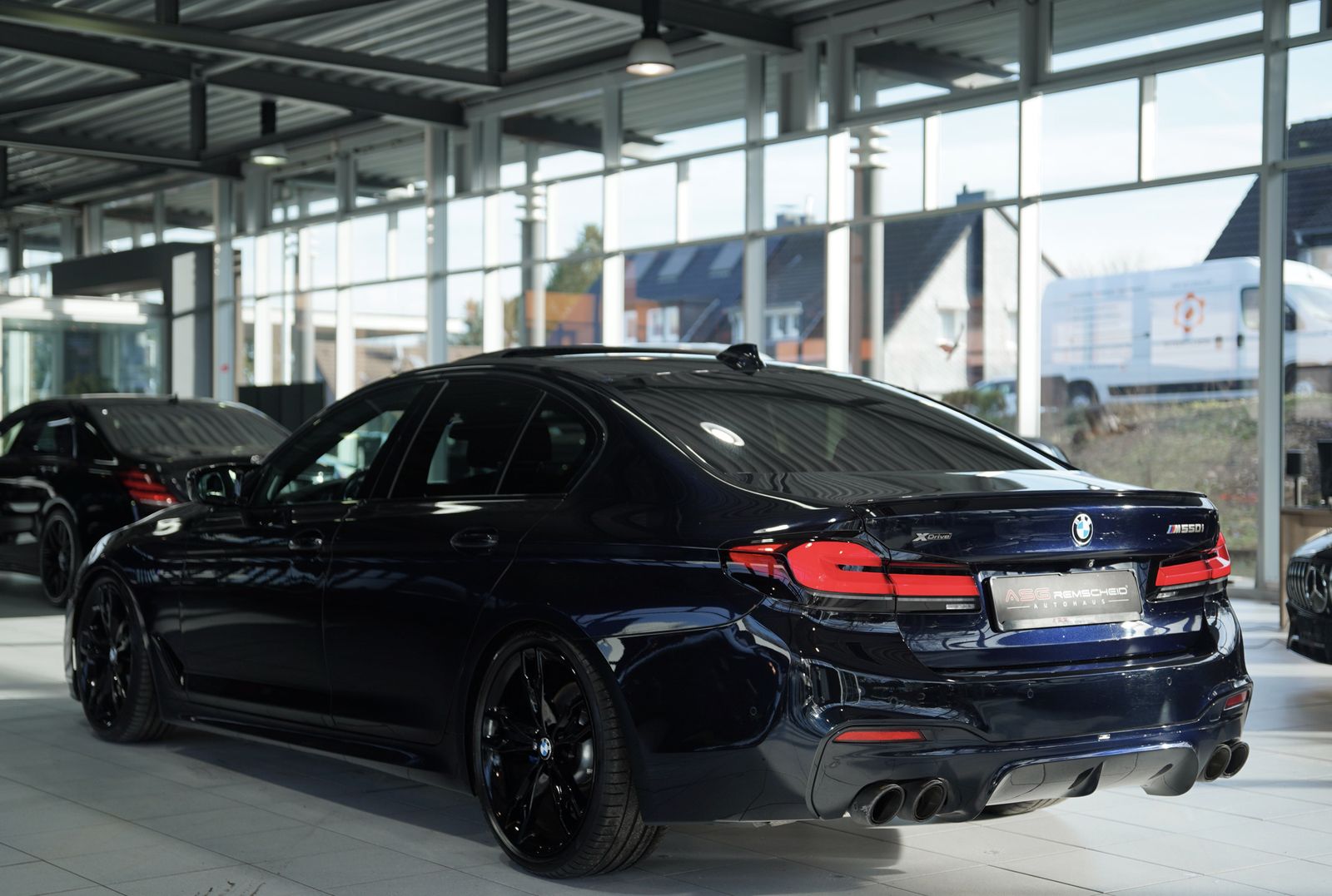 Bmw M550