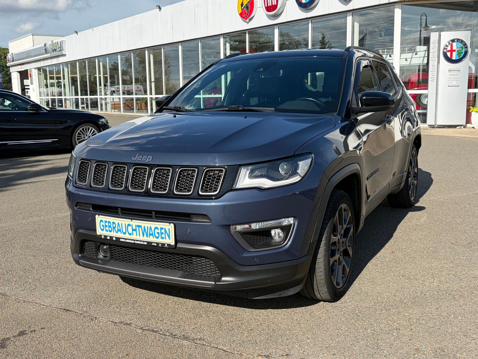 Jeep Compass S Plug-In Hybrid 4WD - AHZV+Winterräder