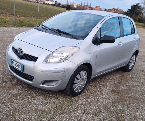 Toyota Yaris 1.3 5 porte Sol