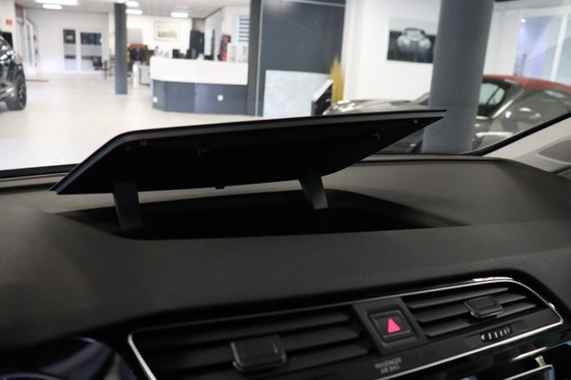 Fahrzeugabbildung Volkswagen Touran Comfortline BMT/Start-Stopp|PANO|LED|ACC|
