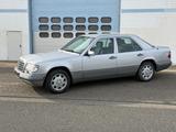 Mercedes-Benz E 220 - gebrauchte Mercedes-Benz E 220 aus dem Jahr 1994