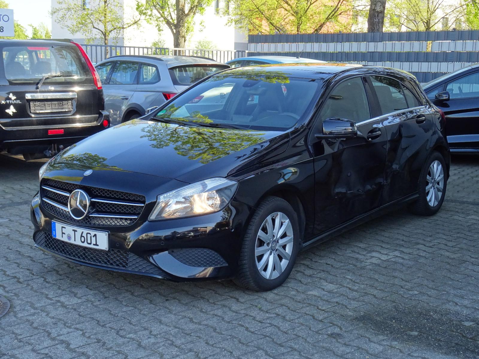 Mercedes-Benz A 180 CDI BE Autom. Panorama Leder Kamera