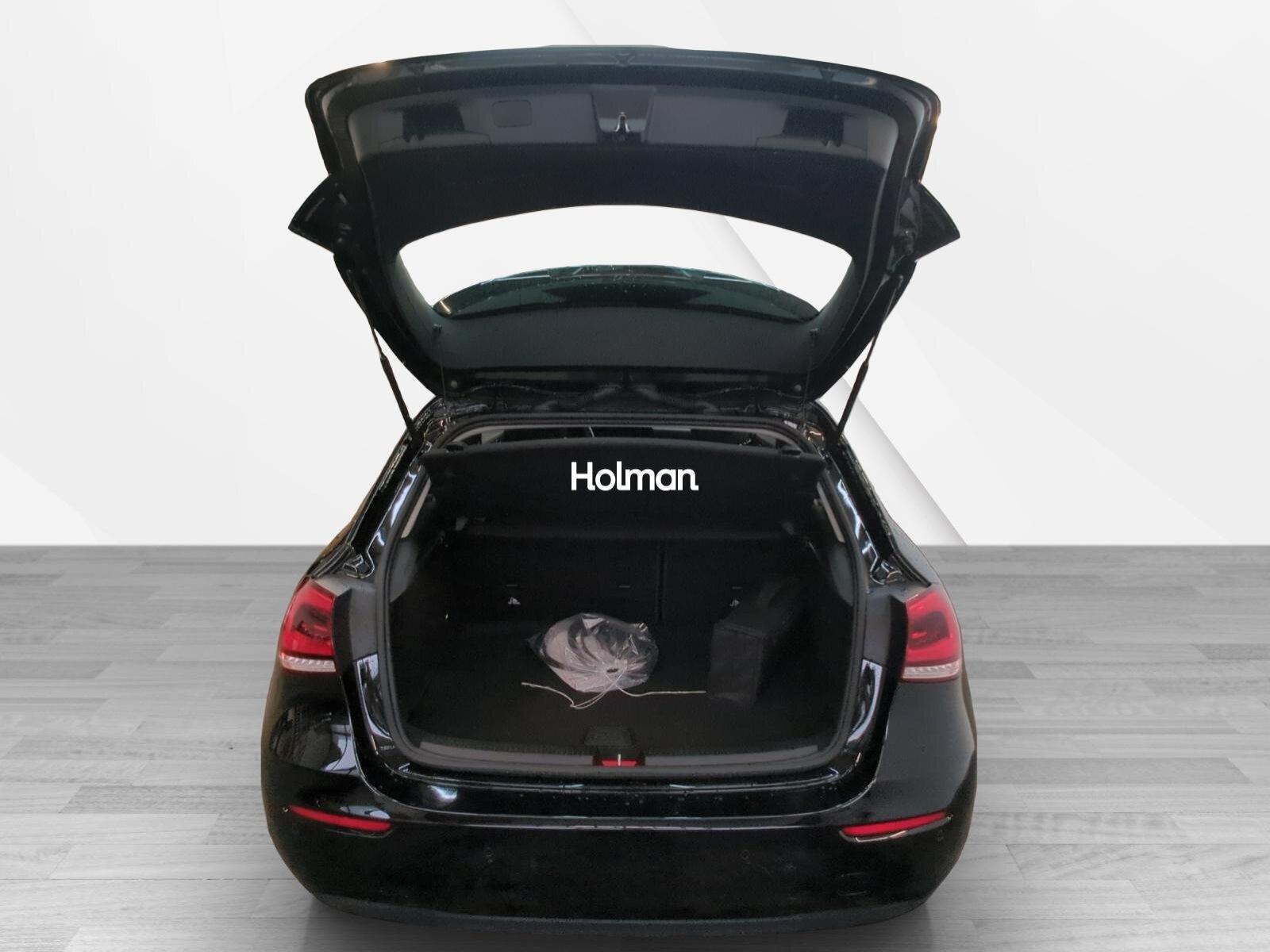 Mercedes-Benz A 250 e 8G MBUX Advanced LED