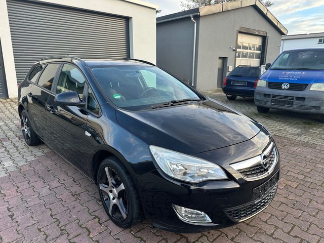 Opel Astra Sports Tourer 1.7*Navi*Sitzheizung*