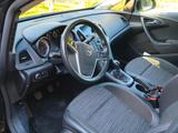 Opel Astra 1.6 CDTI 81kW - Opel Astra mit Diesel-Antrieb: Limousine, 1.6