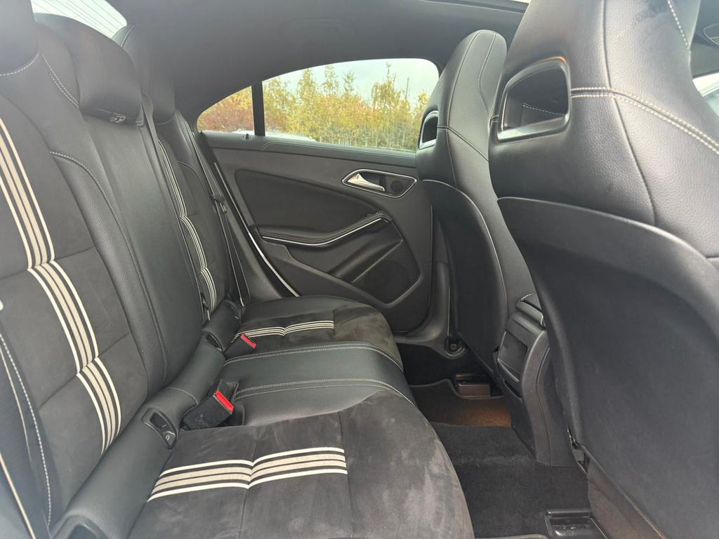 Mercedes-Benz CLA 180