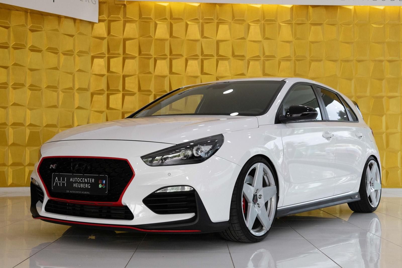 Hyundai i30 N Performance*KAM*KLAPPE*K&W*19"BORBET*1.HD