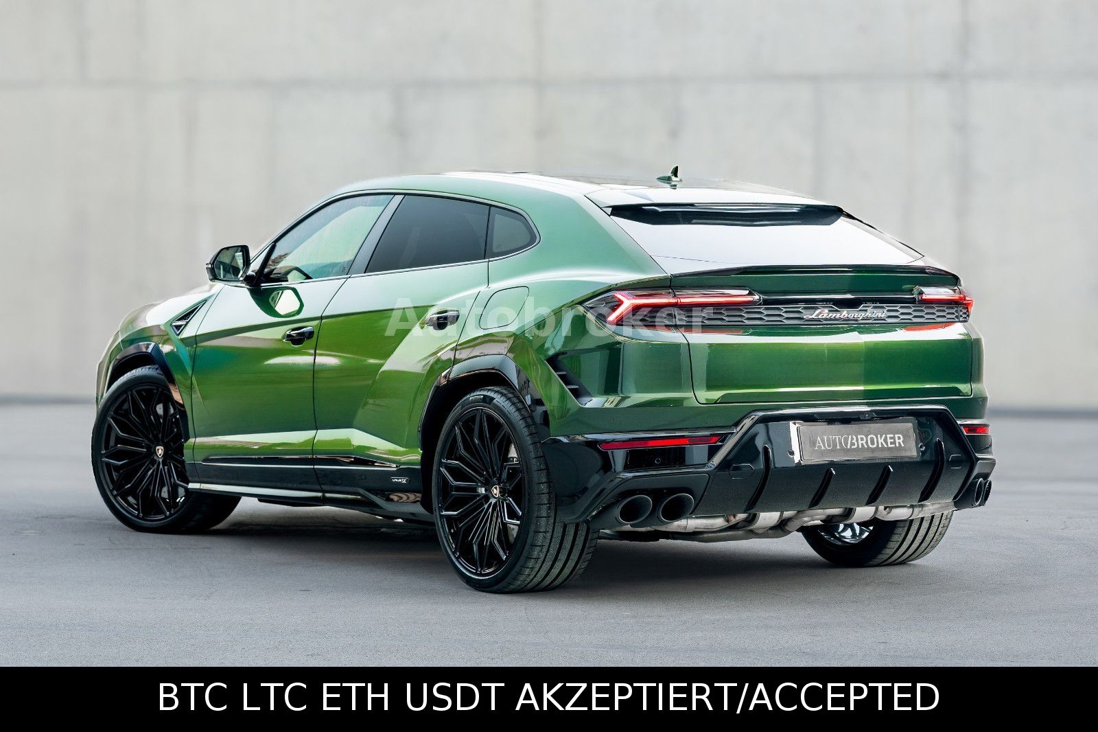 Lamborghini Urus buy