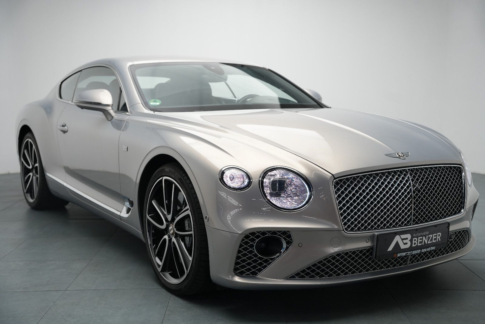 Fahrzeugabbildung Bentley Continental GT W12 First Edition *Rotation*B&O*