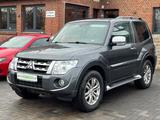 Mitsubishi Pajero 3.2 DI-D | Leder | Automatik | Pano | Nav - Mitsubishi Gebrauchtwagen in Hannover