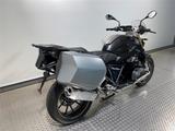 BMW R 1200 R mit Koffern - Motorräder in Leipzig