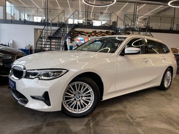 BMW 320d Sport Line *ACC*NAVI*LED*CARPLAY*DAB*