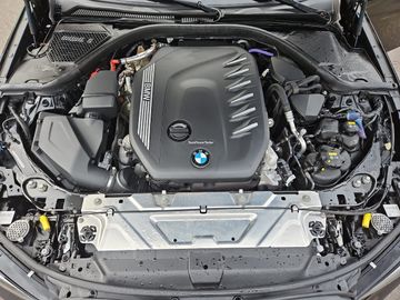 BMW 330d xDrive A M Sport DAB LED WLAN Klimaaut.