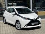 Toyota Aygo x-play touch*Rückfahrkamera* - Toyota Aygo (X) in Augsburg