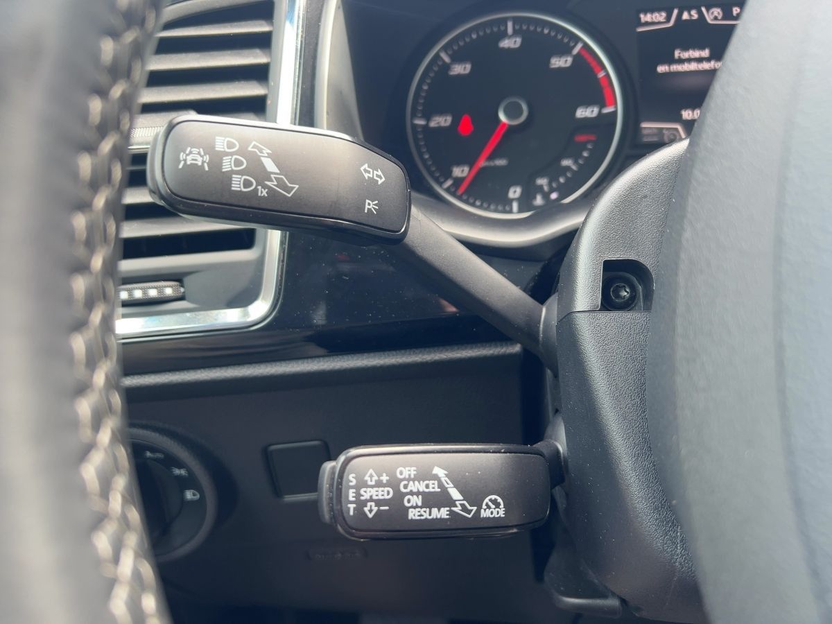 Seat Ateca 1.6 TDI Xcellence DSG LED Navi Kamera foto 14