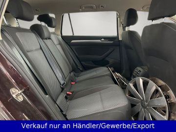 Volkswagen Passat Variant - 12