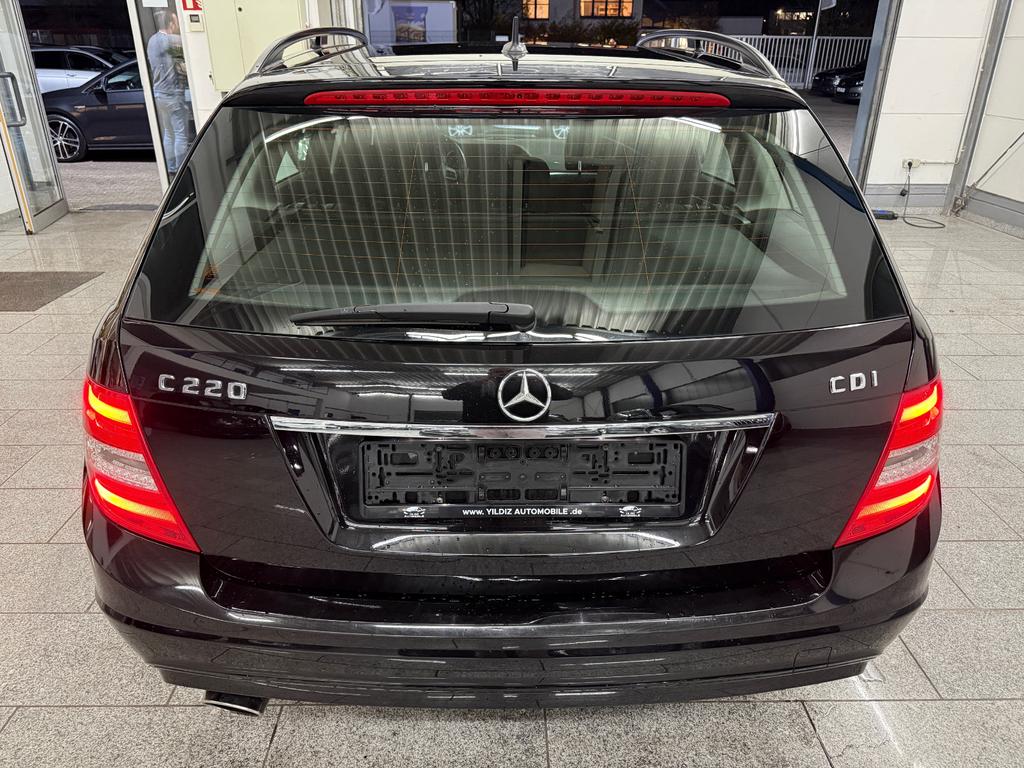 Mercedes-Benz C 220