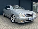 Mercedes-Benz E 200 Komp. Avantgarde Automatik 2.Hand Xenon - gebrauchte Mercedes-Benz E 200 aus dem Jahr 2001