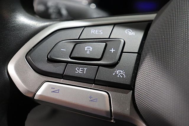 T-Cross Life 1.5 TSI 110kW DSG ACC Navi KAMERA L