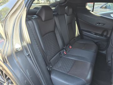 Toyota C-HR - 12